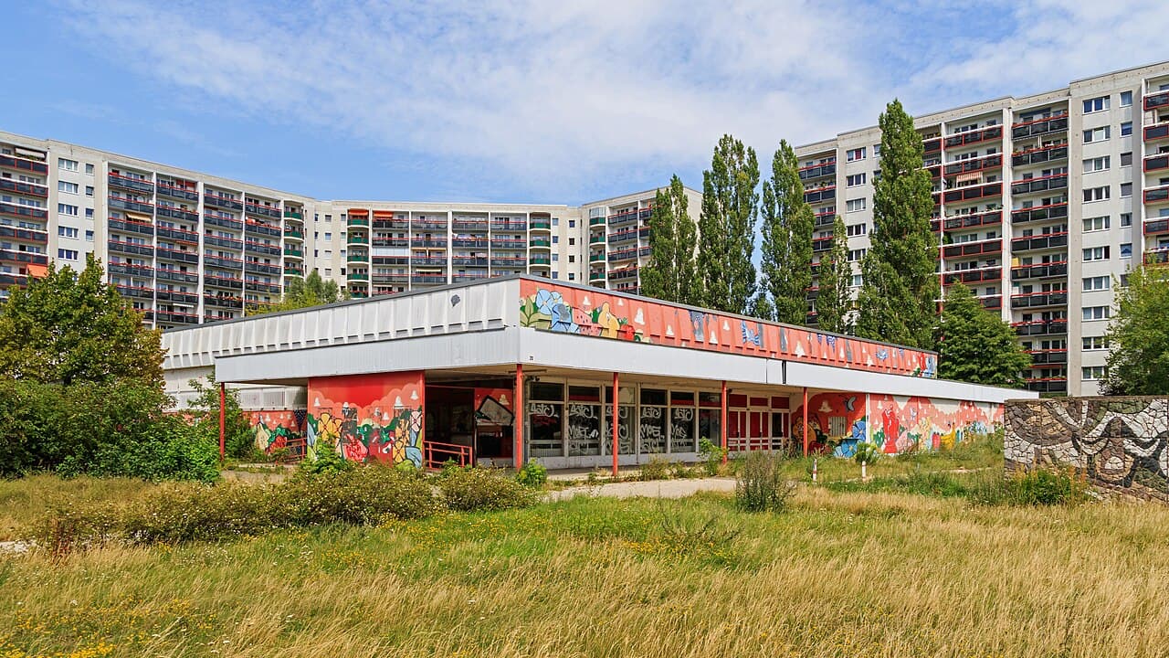 Sommerferien im Freizeitforum Marzahn: Geänderte Öffnungszeiten für die Schwimmhalle 2026